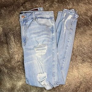 Hollister Ripped Jeans - Ultra High Rise Crop Super Skinny / Classic Stretch